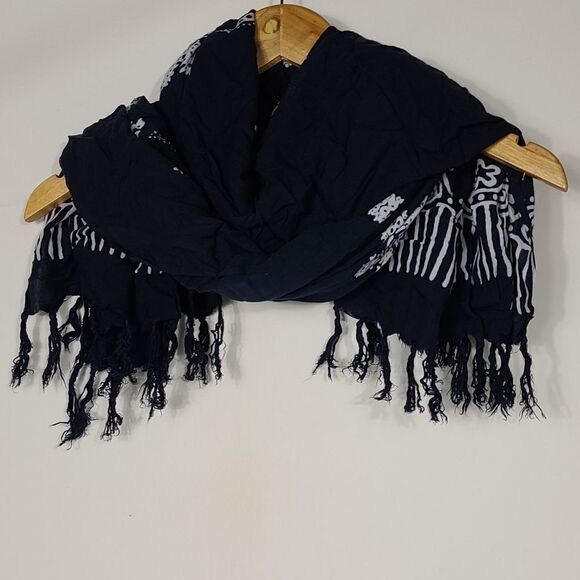 Blue And White Starfish Fring Scarf beach Wrap - Picture 4 of 7